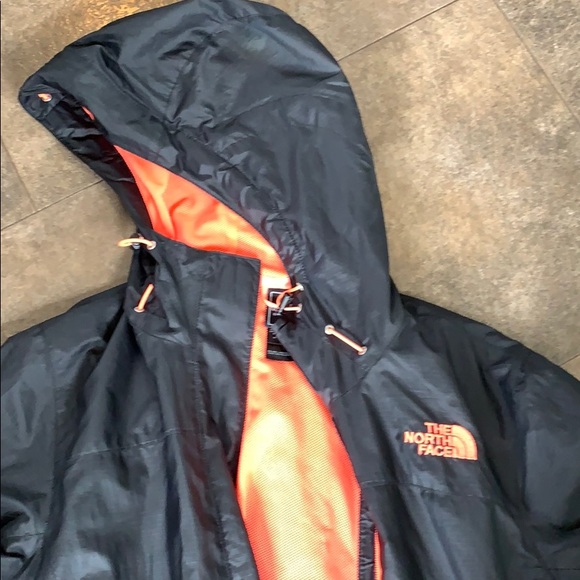 North face jacket - Picture 2 of 4